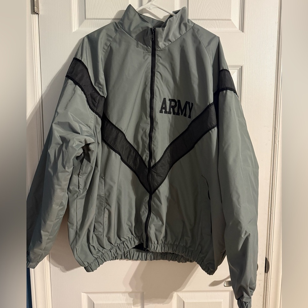 U.S. Army IPFU Reflective Training Jacket Gray Black XL Regular